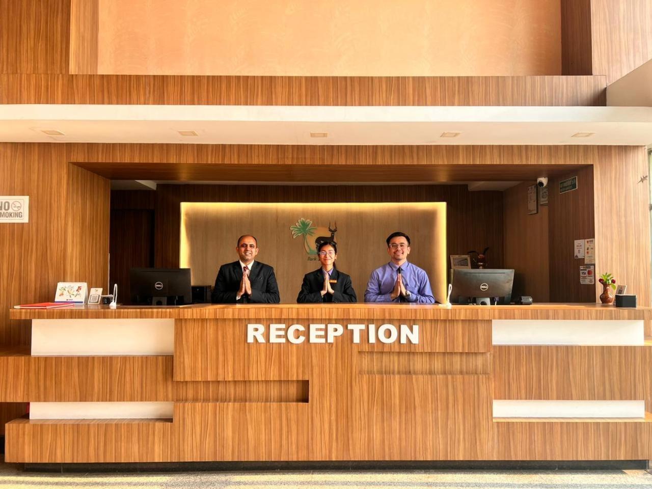 Park Safari Resort, Chitwan National Park Екстер'єр фото