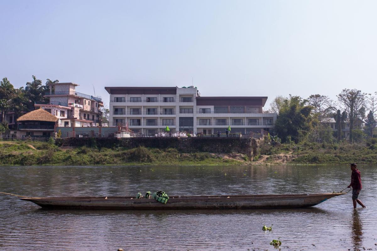 Park Safari Resort, Chitwan National Park Екстер'єр фото